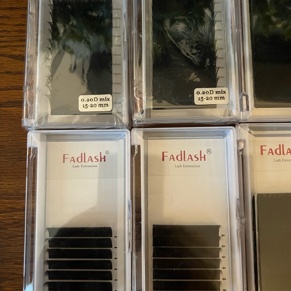 Fadlash Volume Lash Extensions Plus More! View 2